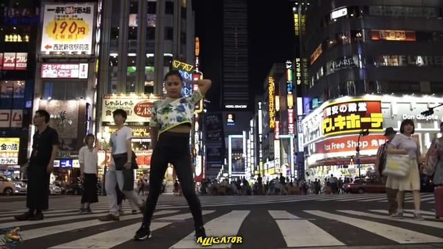 Music Instructor - Electric City. Remix. (Dance Video)