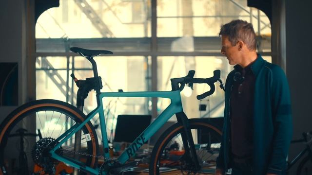 ROSE Backroad AXS Mullet: Sportliches Gravelbike für Trail & mehr смотреть онлайн