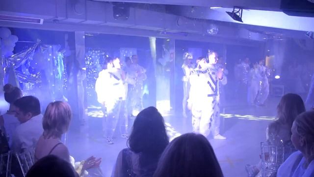 НОВОГОДНЕЕ ШОУ "WHITE PARTY" 2020 смотреть онлайн