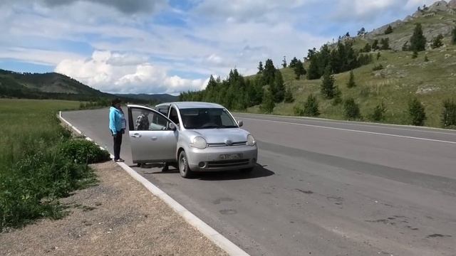 Суғ тағ чоғар ахча. В Хакасии вода течёт в гору. Машина едет в гору. Путешествие по Хакасии. смотреть онлайн