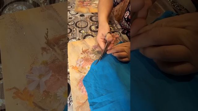 Как очень легко и быстро наточить тупые ножницы дома. смотреть онлайн