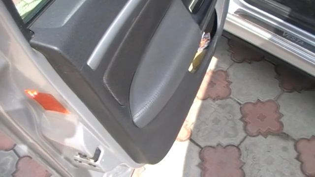 Lada Vesta. Накладки на подлокотники задних дверей смотреть онлайн