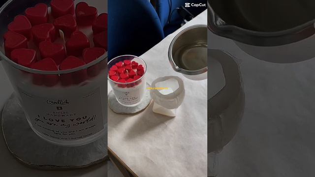 Unmolding & Assembling Romantic Heart-Shaped Candles! #candlemaking #candle #candlebusiness смотреть онлайн