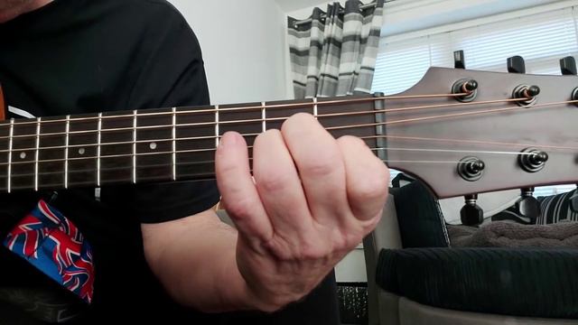 Acoustic Guitar Starting Barr Chords Am Shape so you get the Bm for songs and using a Capo to help смотреть онлайн