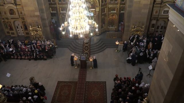 большой сводных хор певчих Самары Литургия в храме Кирилла и Мефодия 22/1/17 смотреть онлайн