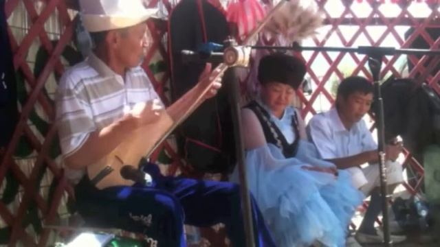 Komuz music of Kyrgyzstan смотреть онлайн