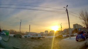 Движение на автомобиле по Тюмени до музыкальной школы и на Киевскую