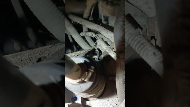 замена датчика положения коленвала Nissan Almera....