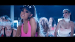 Ariana Grande ft. Nicki Minaj - Side To Side ft. Nicki Minaj