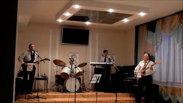 ОН ОПЯТЬ ИДЕТ , ОПЯТЬ ВИА *МЕРИДИАН* (Вейделевка) смотреть онлайн