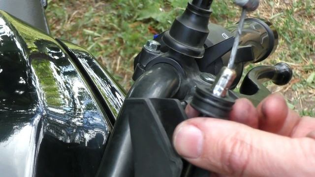 Как смазать тросик сцепления, газа или тормоза на примере мотоцикла Forte 250 CKA смотреть онлайн