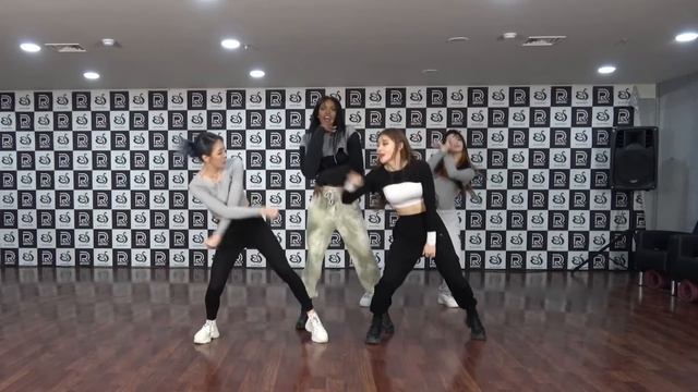 [BLACKSWAN] 'Close To Me' Dance Practice