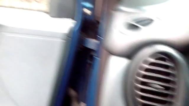 Замена свечей сценик, холодная заводка смотреть онлайн