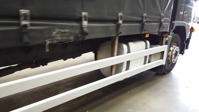 New In Stocklist For Sale: VOLVO FM9 300 26 TONNE 6 X 2 CURTAINSIDER - 2006 - PO56 BGE смотреть онлайн