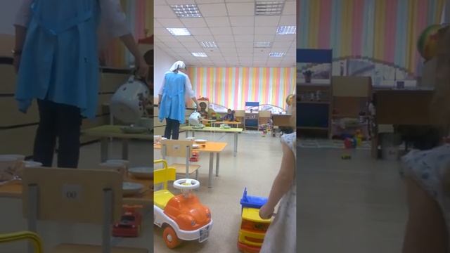 Забираем Киру из садика смотреть онлайн