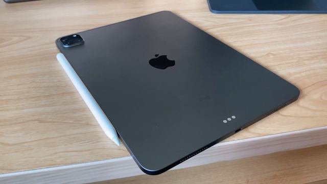 Apple iPad 2020 vs iPad 2018: Should you get the new tablet? смотреть онлайн
