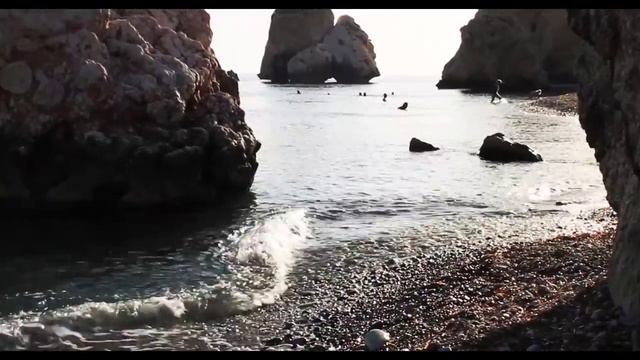 A Quick Guide to Aphrodite's Rock (Petra tou Romiou) смотреть онлайн