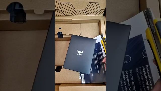 ASUS TUF Gaming F15 unboxing смотреть онлайн