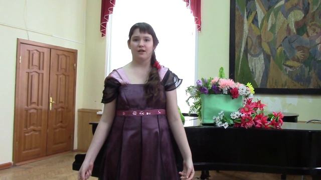 С 8 Марта поздравляет ученица театрального отделения Елизавета Писарева смотреть онлайн