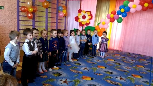 Утренник 8 Марта Средняя группа смотреть онлайн