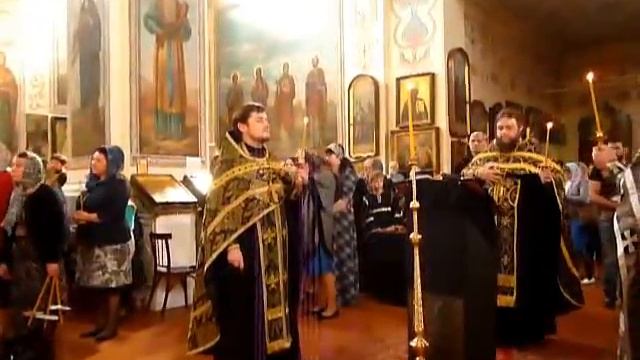 Великий Пяток, чтение 12-ти Евангелий