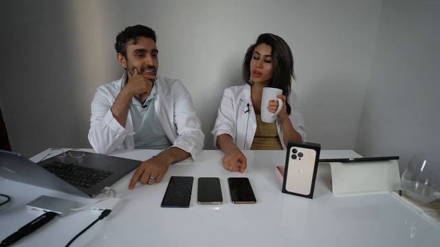 iPhone 13 Pro HANDS-ON REVIEW - Unboxing - RF Tests - Cinematic Mode Camera - Q&A | LIVE #14 смотреть онлайн