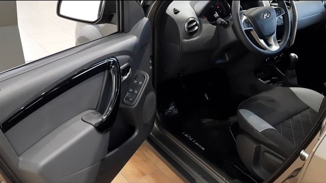 Новый LADA LARGUS CROSS. 7 Мест в исполнение "Comfort "цена на 07.07.2021г. смотреть онлайн