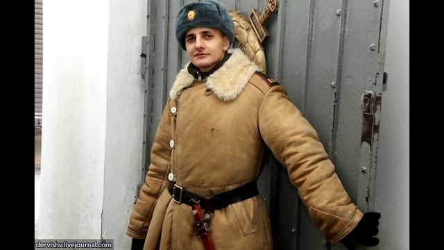 ВКРАТЦЕ ОБ АРМИИ ~ Что такое наряды в армии? смотреть онлайн
