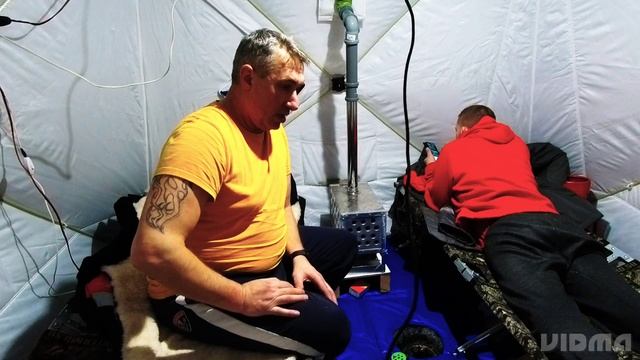 Зимняя рыбалка Омск ( затон Шубняк) смотреть онлайн