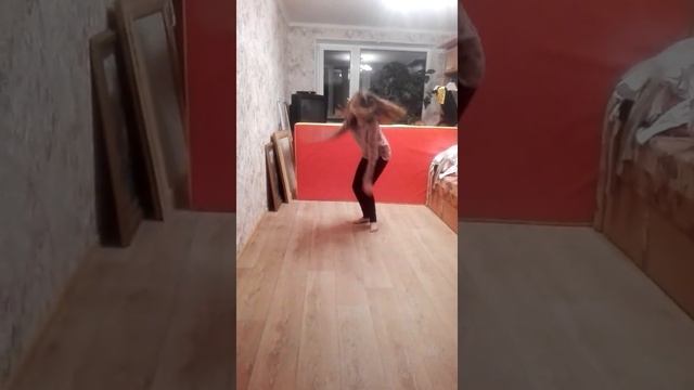 Танец под песню ,, Круче всех“ смотреть онлайн