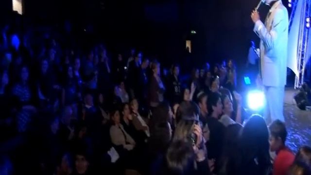 עידן יניב שבחי ירושלים בהופעה חיה בצרפת Idan Yaniv смотреть онлайн