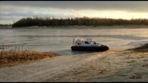 Катер на воздушной подушке. Спуск в Солодниках. Christy 6183