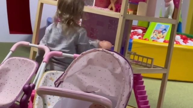 VLOG поехали в развлекательный центр#vlog#подпишись#дети#лайк#рекомендации#еда смотреть онлайн