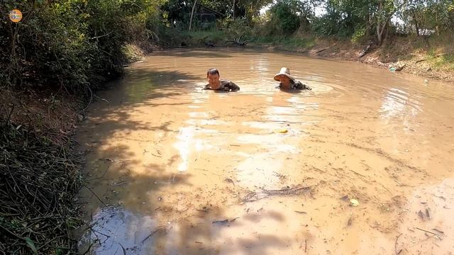 เหมาสระ 1000 ได้เยอะยังกะถูกหวย ปลาตัวโคตรใหญ่และเยอะมากด้วย  โหด มัน ฮา #เหมาสระตึกแห