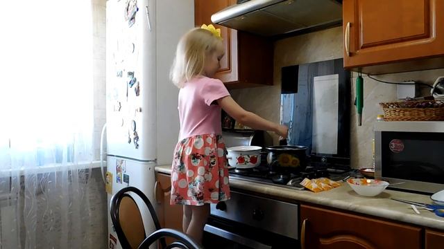 Десерт за 5 минут / Ванильно-шоколадный пудинг. Готовим вместе . Выпуск №1. смотреть онлайн