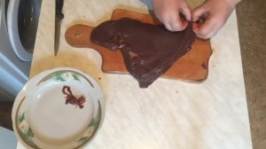 ГОВЯЖЬЯ(ТЕЛЯЧЬЯ)ПЕЧЕНЬ Ч.1 Как просто снять плёнку с печени?/Полезные советы молодой хозяйке