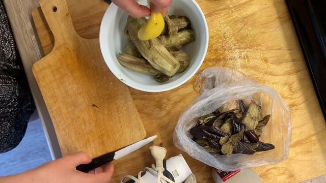 083. Что мы принесли с рынка? Рецепт «Баба-Гануш» из баклажан ? #матрешкиготовят смотреть онлайн