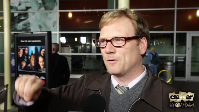 Эндрю Дейли на премьере фильма «Дом с привидениями» смотреть онлайн