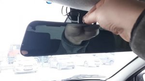 Глючит зеркало VVCar V17, когда подключена камера заднего