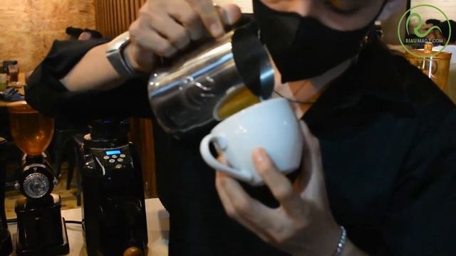 Cara Membuat Coffee Latte Art Dengan Gambar Keren