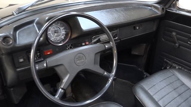 Volkswagen Beetle Cabriolet 1975 -VIDEO- www.ERclassics.com смотреть онлайн