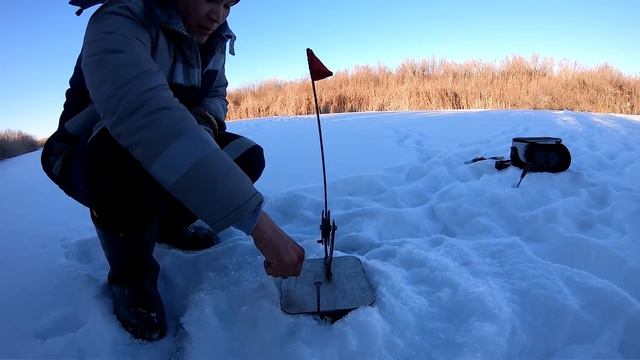 МЫ ЕЕ ПОЙМАЛИ! ГЛУХОЗИМЬЕ! МОРОЗ! ЩУКА НА ЖЕРЛИЦЫ! смотреть онлайн