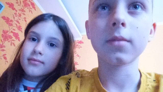 Интервью с сестричкой