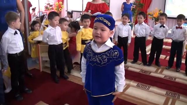 утренник 8 марта 1-часть смотреть онлайн