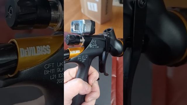 Introduction to DeVILBISS DV1 Ultra Clear Coat Gun смотреть онлайн