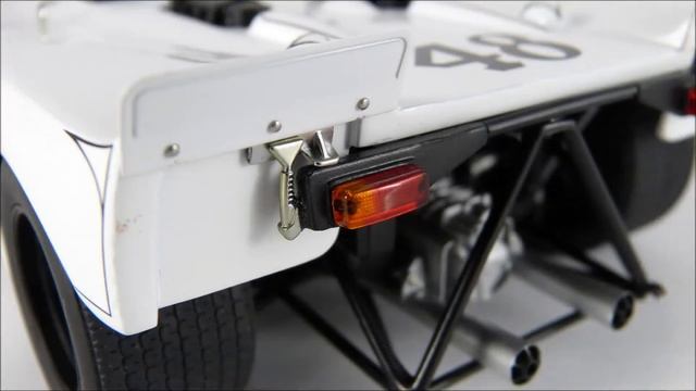 1:18 AUTOart Porsche 908/02 #48 Sebring 1970 McQueen/Revson