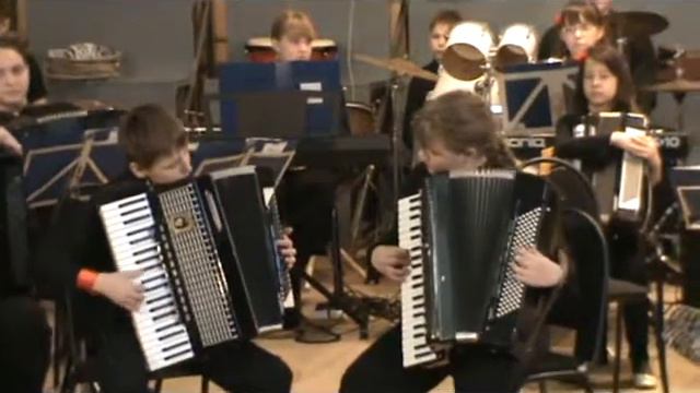 Под небом Парижа 2012г смотреть онлайн