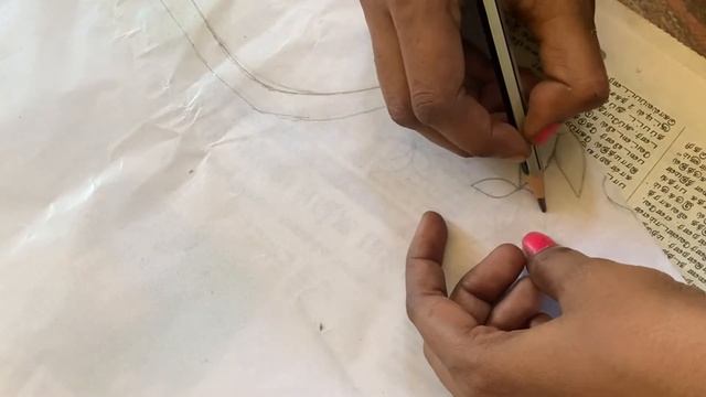 Aariwork Tracing on the blouse ||tracing paper drawing смотреть онлайн