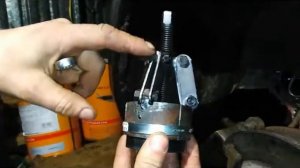 Как снять передние подшипники не снимая КПП с тросовым приводом Гранта,Калина.