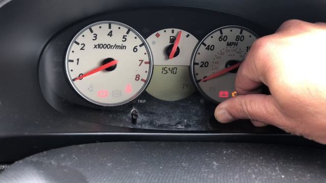 Service light resetting on Nissan Micra 2005 смотреть онлайн